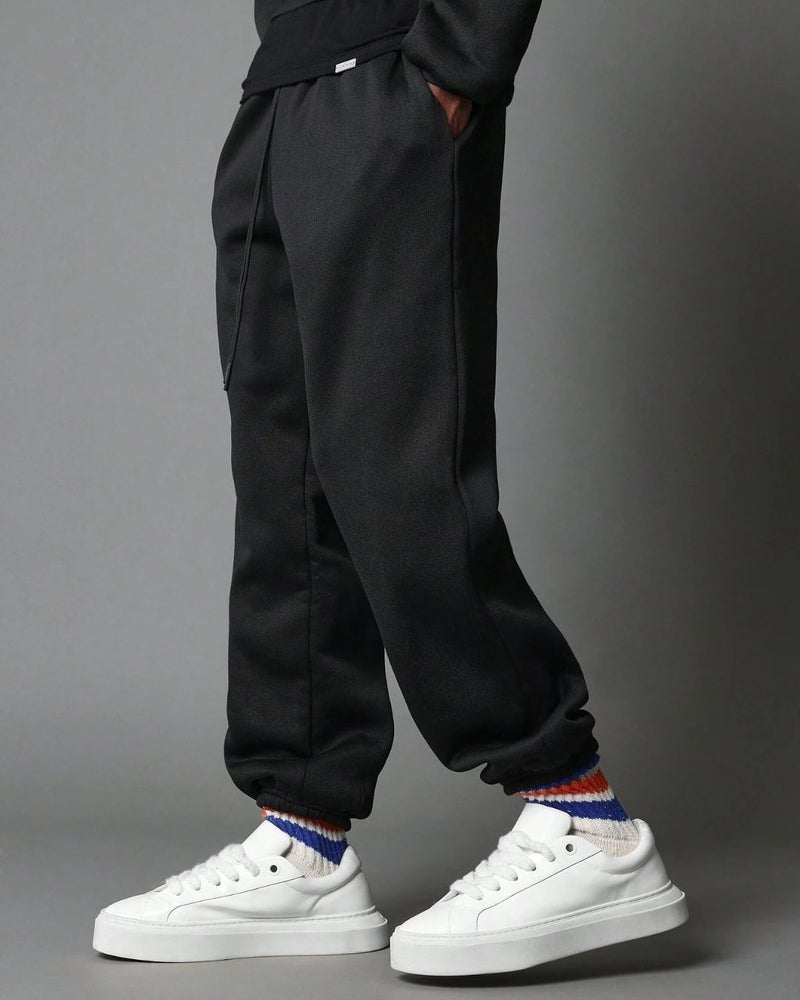 FLYNOFF Black Basic Loose Fit Jogger - Image 2
